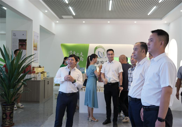 衡南縣正式啓用電子商務公共服務中心 惠農網助力電商發展“加速跑”