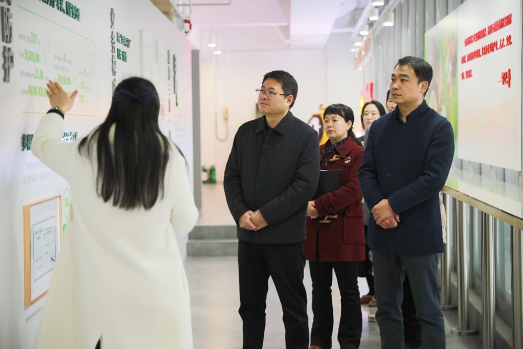 長(cháng)沙市芙蓉區(qū)委常委、組織部部長(cháng)劉克剛一(yī)行(xíng)走訪惠農網調研人(rén)才工(gōng)作(zuò)